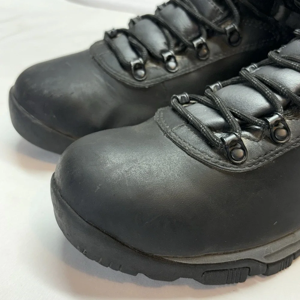 Columbia Newton Ridge Plus II Waterproof Hiking Boots Mens 10.5 Black‎ BM2590